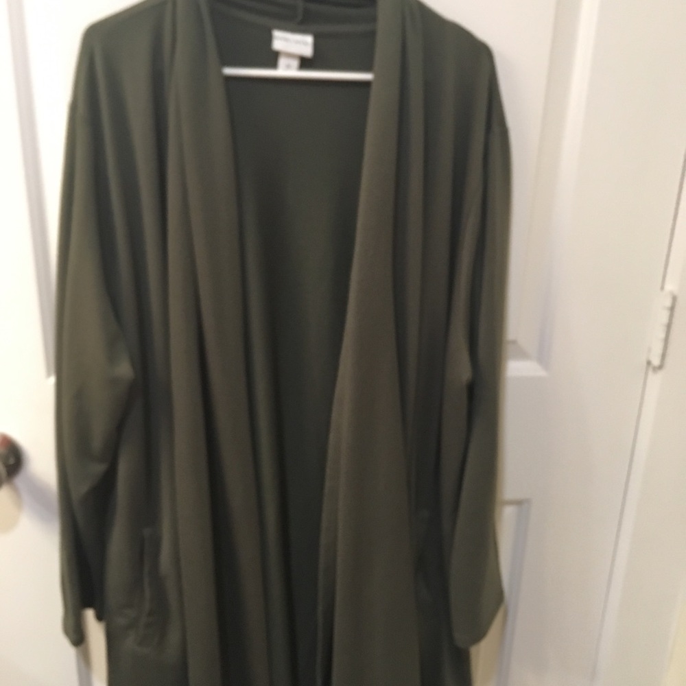 EUC Olive green long cardigan Ava & Viv 3x